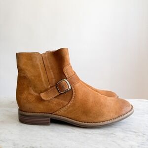 Clarks Camzin Loop Suede‎ Boot Women's Tan Size US 10M